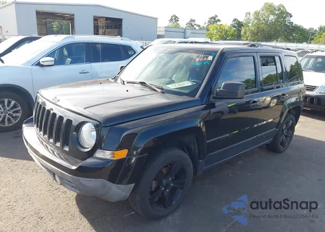 2015 Jeep Patriot Altitude Edition z USA, uszkodzony, nr VIN 1C4NJPBA2FD209338